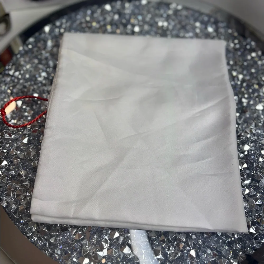 Coach White dust Bag with Red Logo - Picture 3 of 4